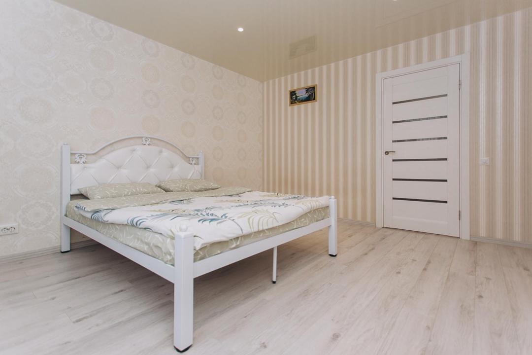 Apartlux Sumy Bagian luar foto